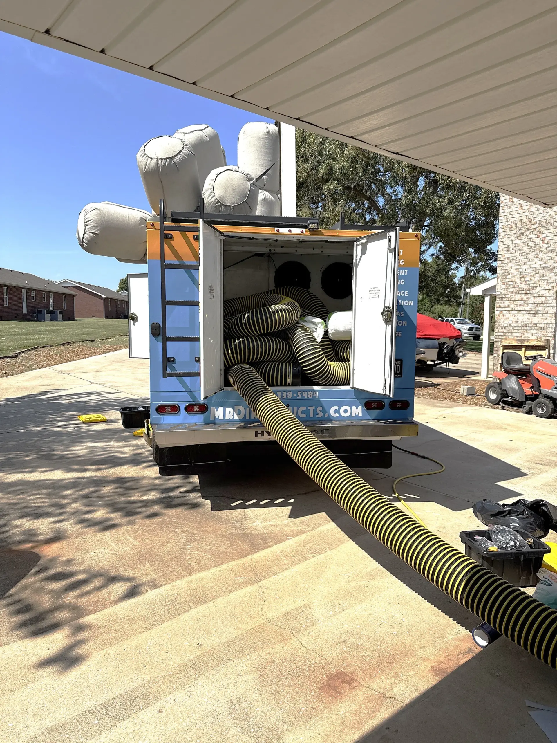 Mr. Dirty Ducts Van Cleaning Indoor Air